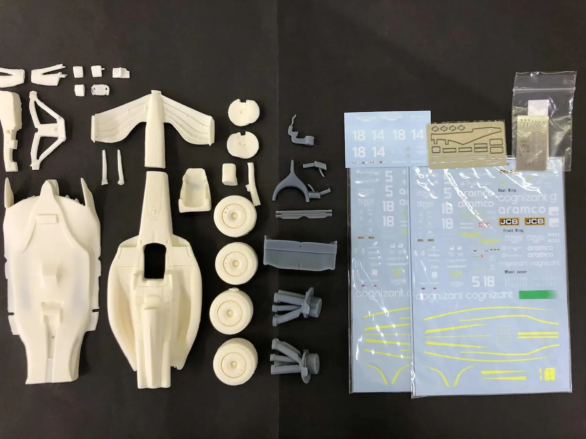 フィニッシャーズ/デカールピット 1/20 レジンキット アストンマーチン AMR23 2023 F.アロンソ/L.ストロール　FN_DP2001K