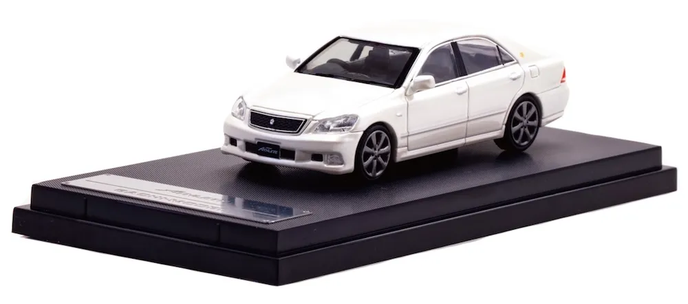 [予約] ガチモデルズ 1/64 トヨタ クラウン アスリート 2005 ホワイトパールクリスタルシャイン　GM64003WH