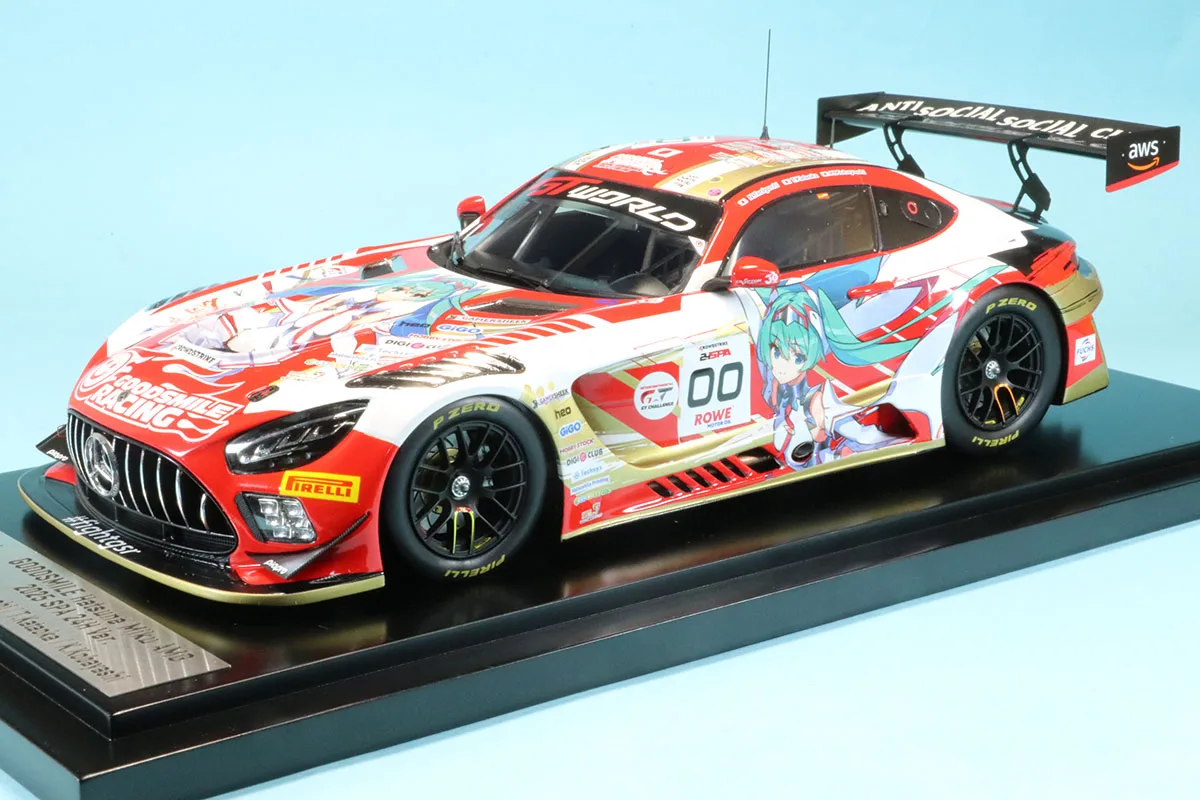 GSR 1/18 グッドスマイル 初音ミク AMG 2025 スパ 24h Ver. (初音ミク GTプロジェクト) ケース付き　GSR5647