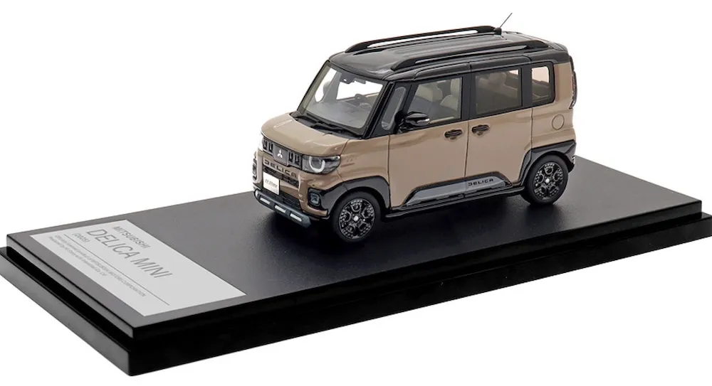 [予約] ハイストーリー 1/43 ミツビシ デリカミニ 2025 サンドベージュパール×ブラックマイカ　HS587BG