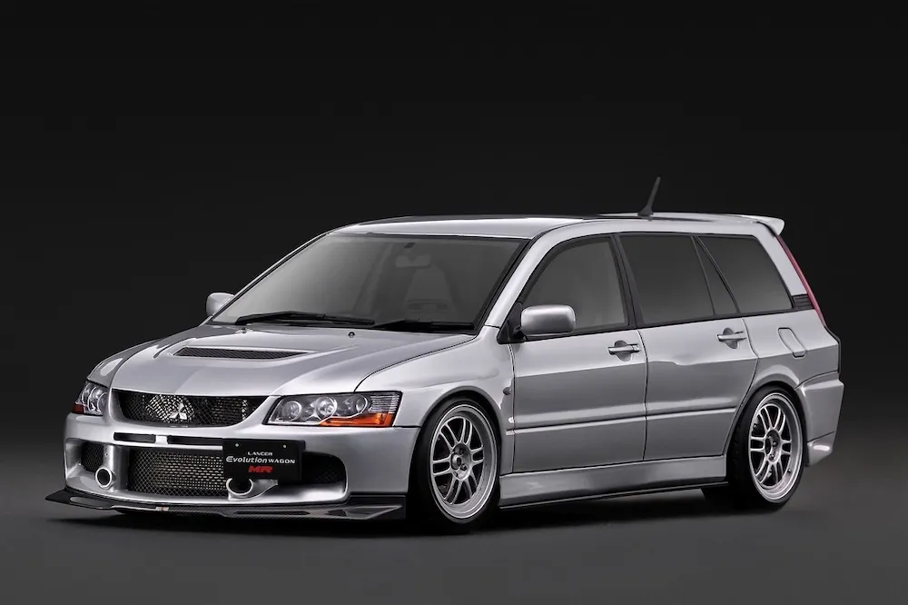 [予約] イグニッションモデル 1/18 ミツビシ ランサー エボリューション ワゴン MR (CT9W) シルバー　IG4250