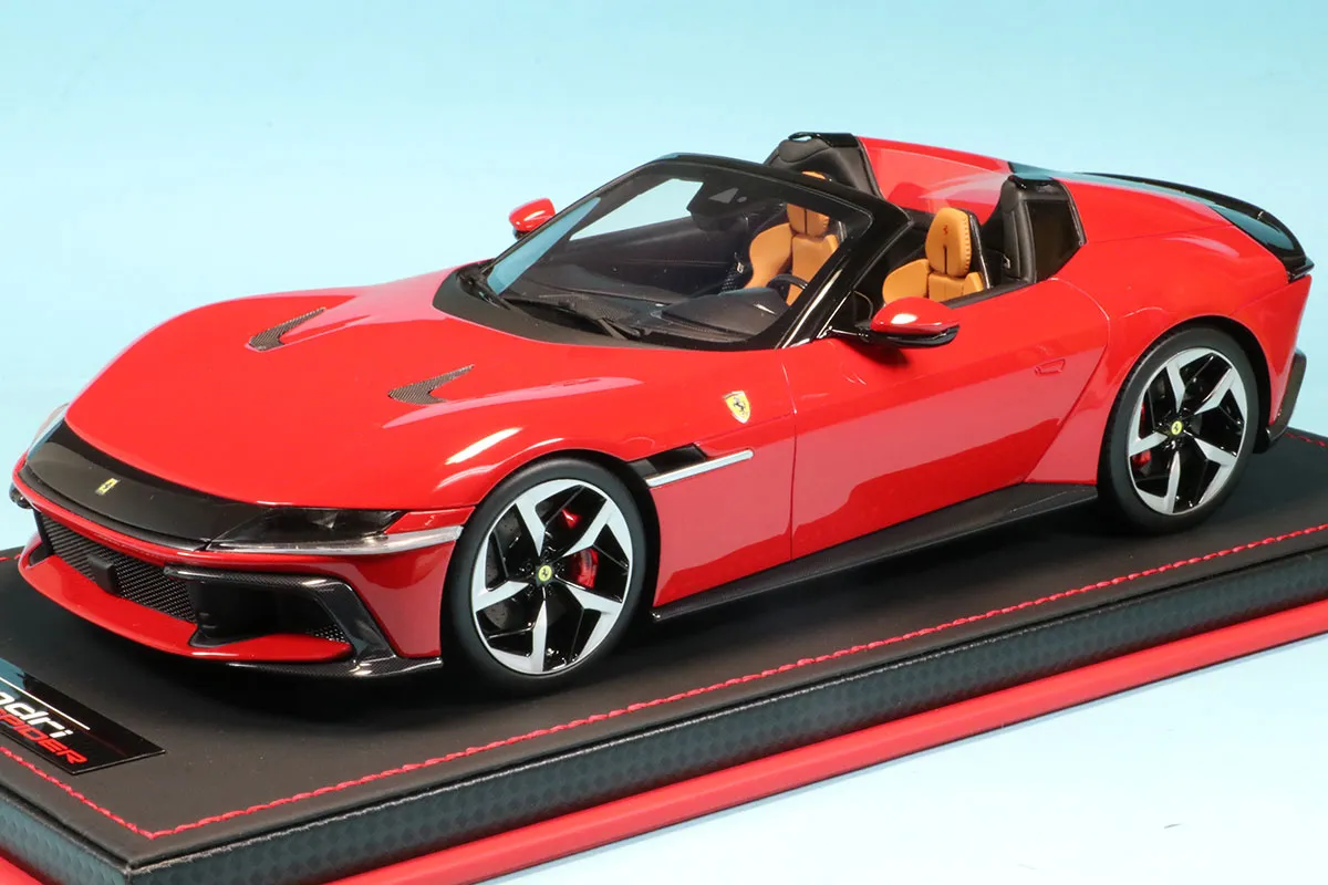 MRコレクション 1/18 フェラーリ 12チリンドリ スパイダー