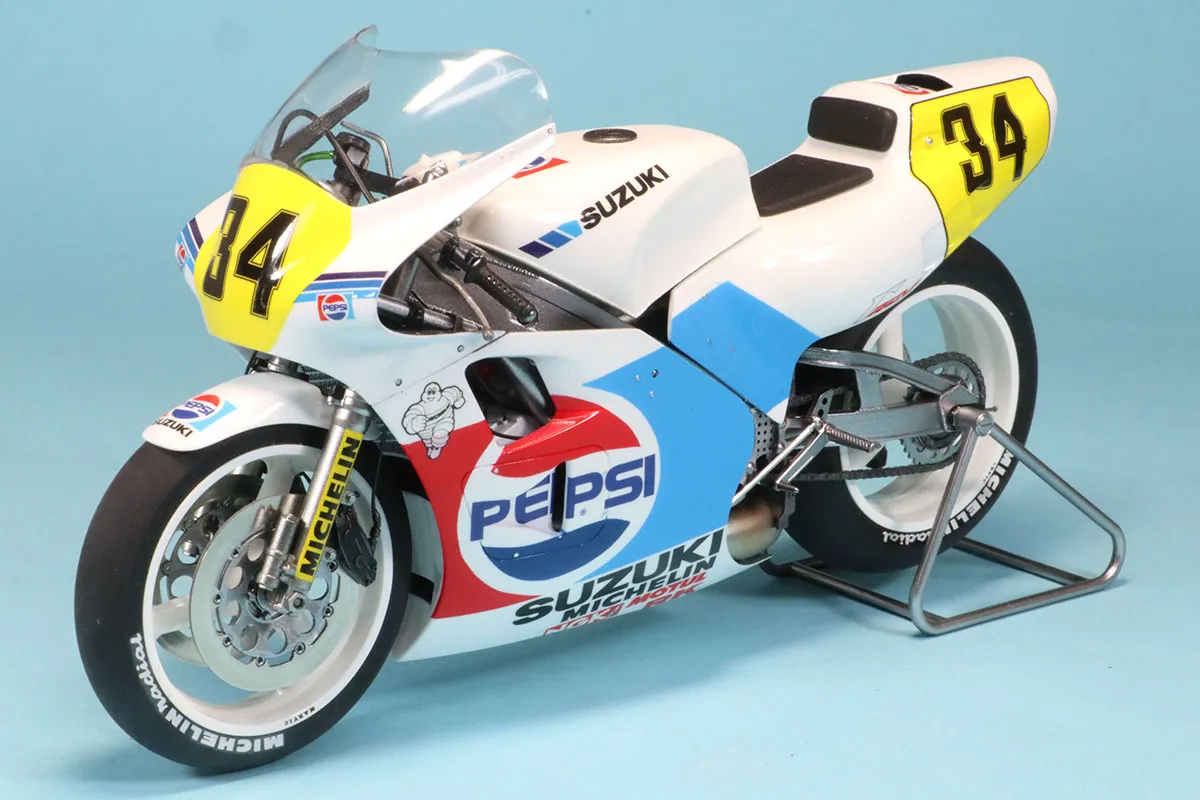 ロムファクトリー 1/12 スズキ RGV-Γ XR73 WGP 1988 K.シュワンツ　RFF141510_SM