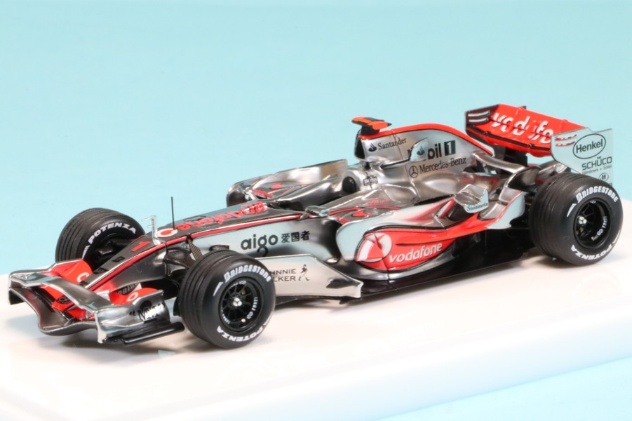 F1　 ボーダフォン　マクラーレン　メルセデス　MP4-22モデルカー 1/18 ミニチャンプス 503071801 ボーダフォン マクラーレン