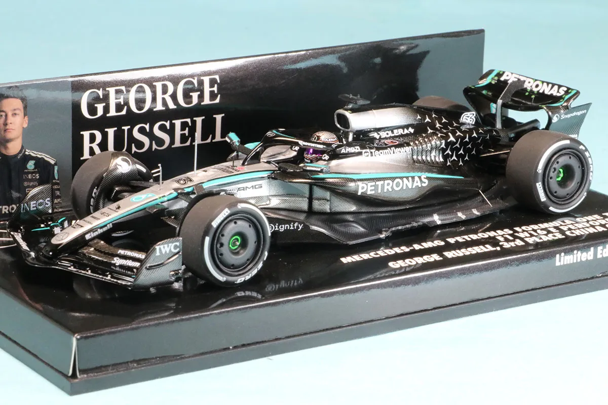ミニチャンプス 1/43 メルセデス AMG W16 E パフォーマンス ジョージ