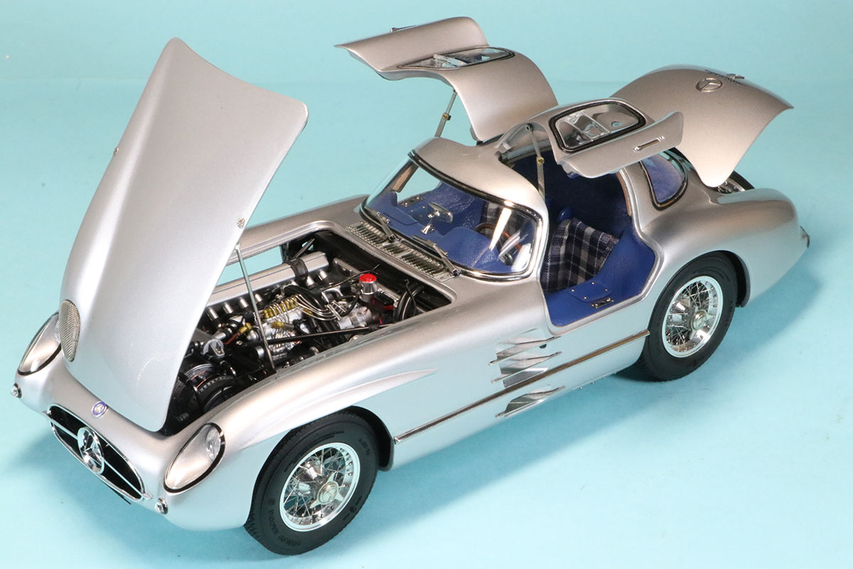 CMC1/18 メルセデスベンツ SLRマクラーレン （商品説明に記載有り） CMC1/18 メルセデスベンツ SLRマクラーレン （商品説明に記載有り）