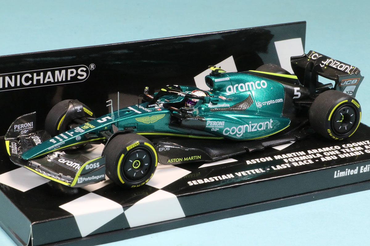 ミニチャンプス 1/43 アストンマーチン AMR22 セバスチャン ベッテル アブダビGP 2022 ラストレース　417222205