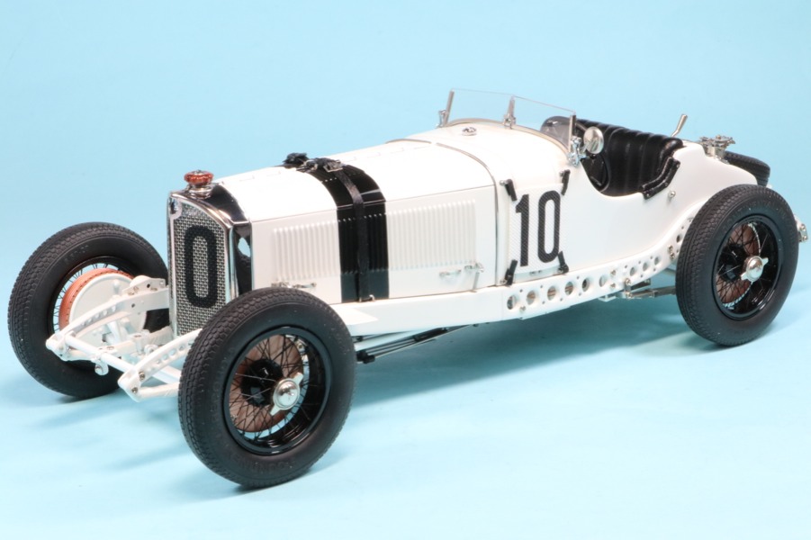 CMC 1/18 メルセデス　ベンツ SSKL 1931 ドイツGP #10 ハンス・スタック 800台限定　M-188