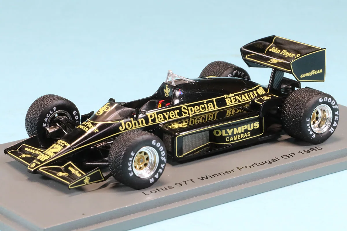 SPARK-MODEL S7290 Masstab: 1/43 | LOTUS F1 95T N 11 2nd EAST