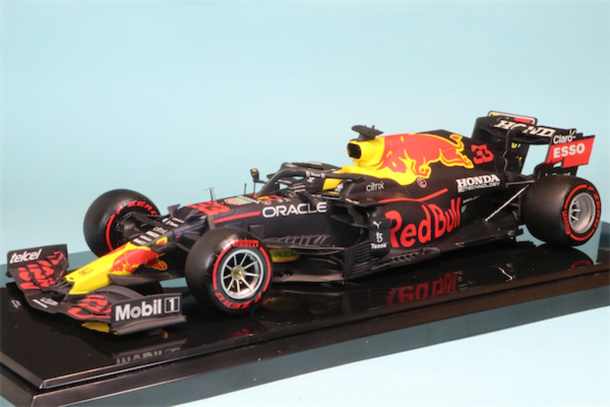 個人製作完成品 委託販売品 1/20 レッドブル RB16B アブダビGP 2021 M.フェルスタッペン ウィナー ワールドチャンピオン　RFWMK2003_MS