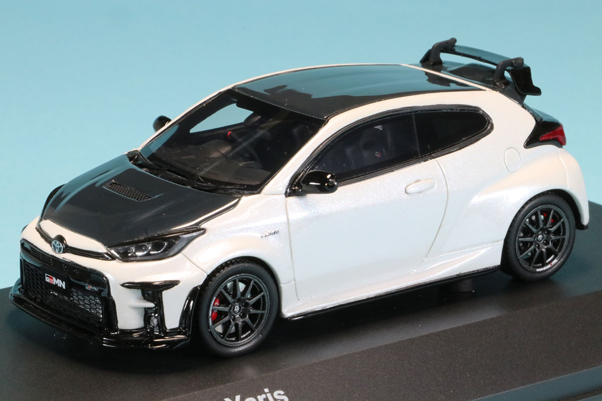 京商 1/43 トヨタ GRMN ヤリス サーキットパッケージ ホワイト　KSR43127W