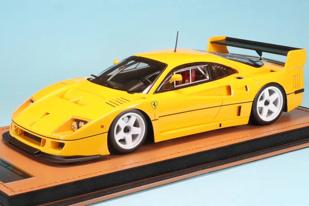 テクノモデル 1/18 フェラーリ F40 LM 1996 プレス モデナ