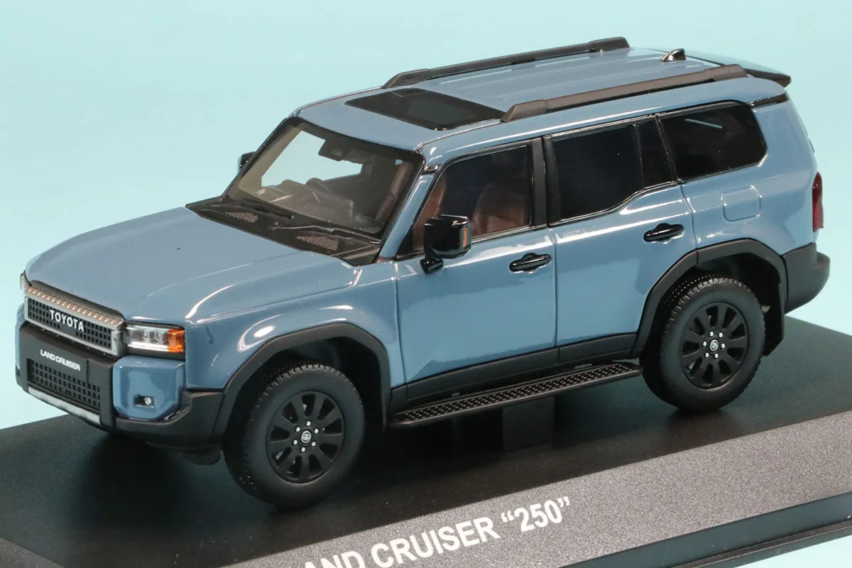 京商 1/43 トヨタ ランドクルーザー 250 ZX オプション