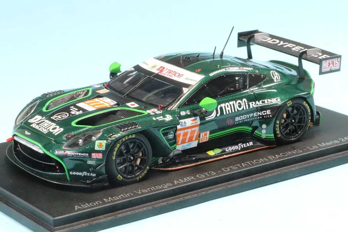 スパーク 1/43 アストンマーチン ヴァンテージ AMR GT3 No.777&