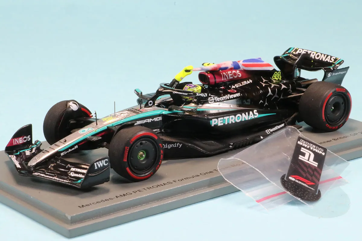 24時間限定タイムセール スパーク 1/43 メルセデス AMG W15 イギリスGP 2024 L ミニカー