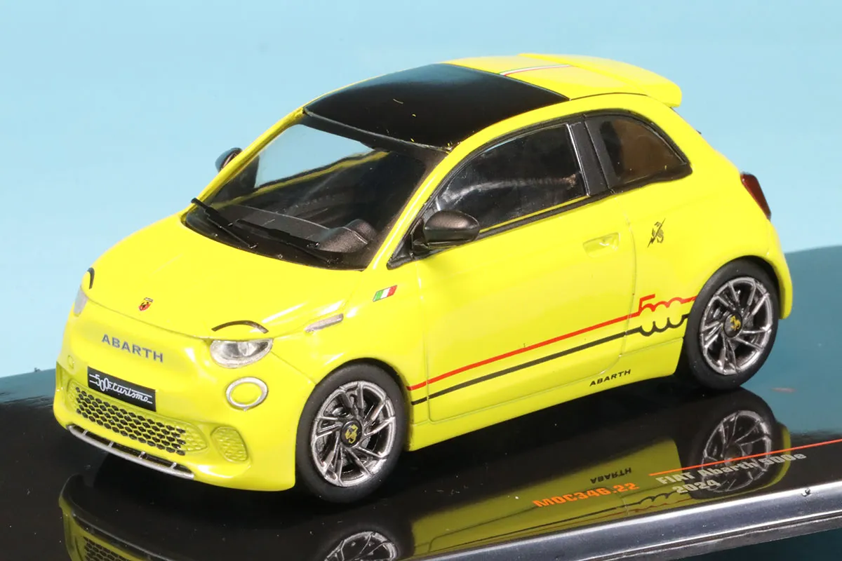 イクソ 1/43 フィアット アバルト 500e 2024 イエロー MOC346