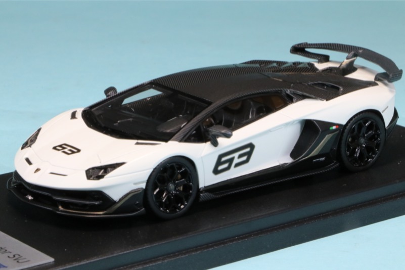 ルックスマート　ランボルギーニ　アヴェンタドールイオタ ルックスマート ランボルギーニ アヴェンタドールイオタ
