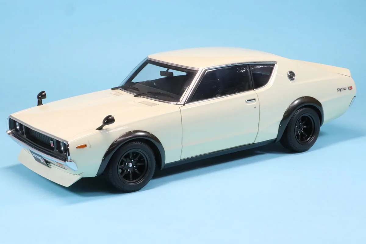 オートアート 1/18 ニッサン スカイライン 2000GT-R KPGC110