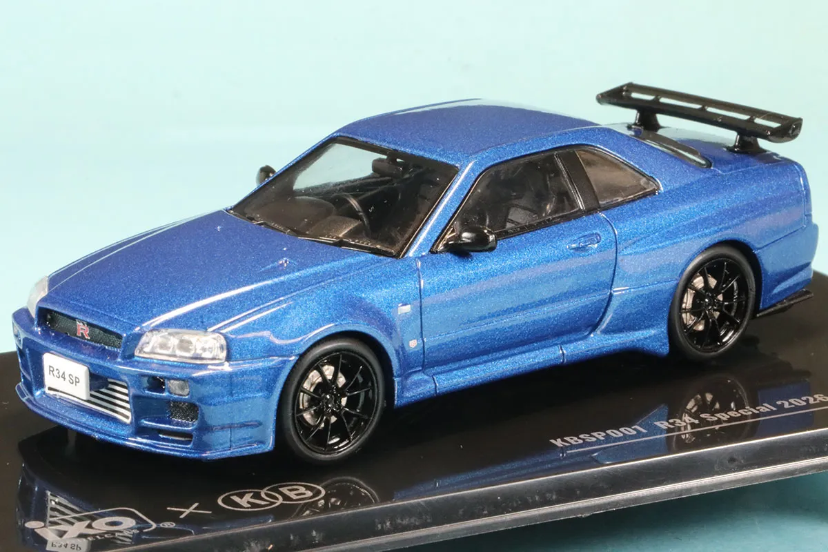 イクソ 1/43 ニッサン スカイライン GT-R R34 スペシェル 2026 メタリックブルー　KBSP001