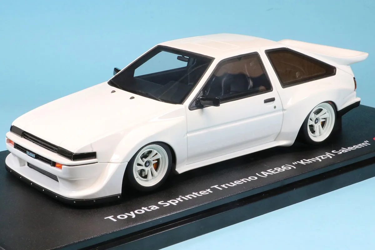 京商 1/18 トヨタ スプリンタートレノ AE86 Khyzyl Saleem ホワイト
