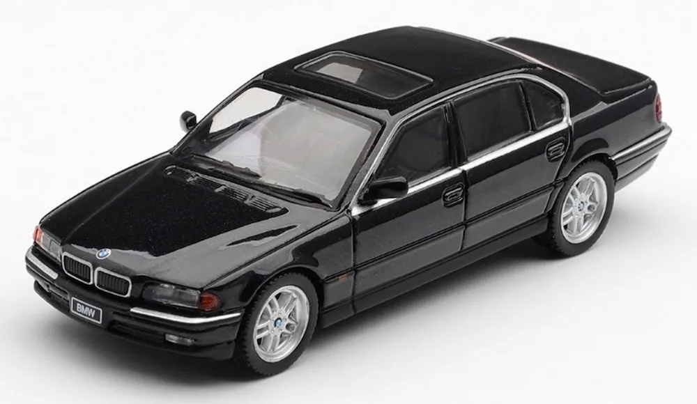 [予約] MINI-GT 1/64 BMW 750IL ブラックサファイア (左ハンドル)　MGT01242-L