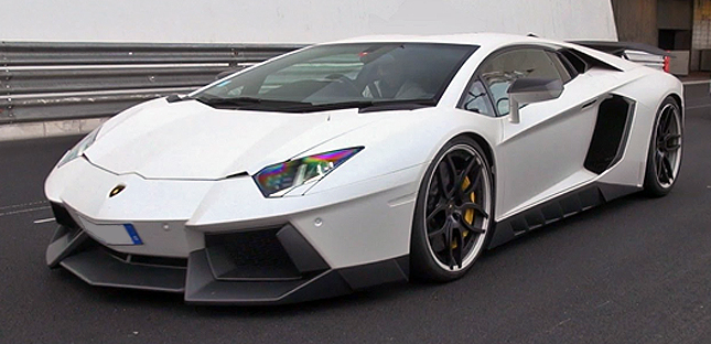 ルックスマート 1/43ランボルギーニ アヴェンタドール アフター