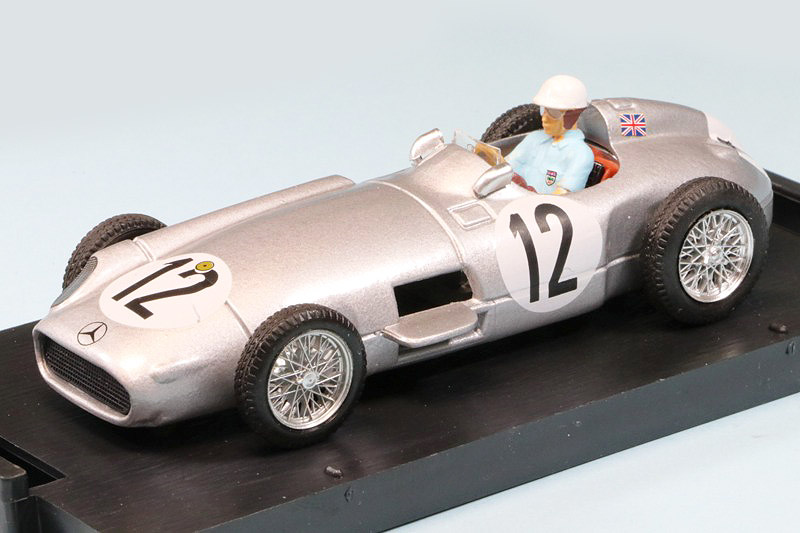 ブルム 1/43 メルセデス W196 イギリスGP 1955 Winner S.モス ドライバーフィギュア付　R072C-CH