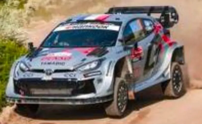 [予約] スパーク 1/43 トヨタ GR ヤリス Rally1 No.17 トヨタ ガズーレーシング WRT 2025 ラリーポルトガル 優勝S.オジエ／V.ランデ　S6901