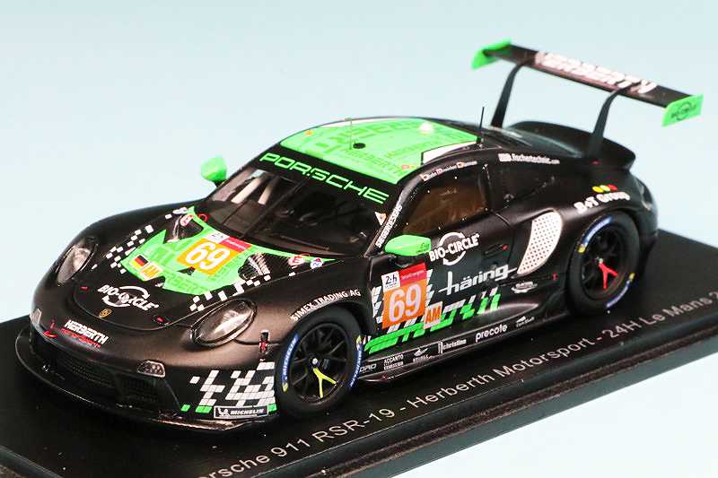 スパーク 1/43 ポルシェ 911 RSR-19 ルマン 24h 2021 No.69　S8269