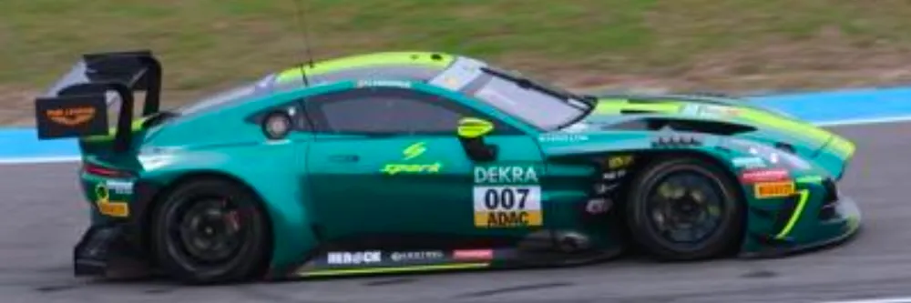 [予約] スパーク 1/43 アストンマーティン ヴァンテージ GT3 No.7 コムトゥーレーシング DTM 2025　G.マグナス　SG467