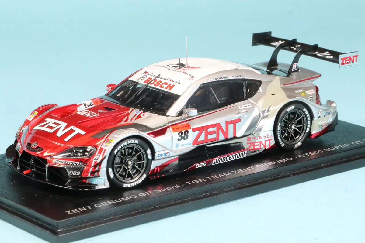spark ZENT CERUMO Supra 立川祐路モデル 今年の38はこのカラーリングで頑張ります！応援宜しくお願いします