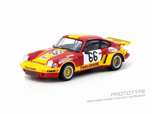 1/64 ポルシェ911 RSR  TURBO KYOSHO ムック付き1/64スケール ポルシェ 911 RSR ターボ