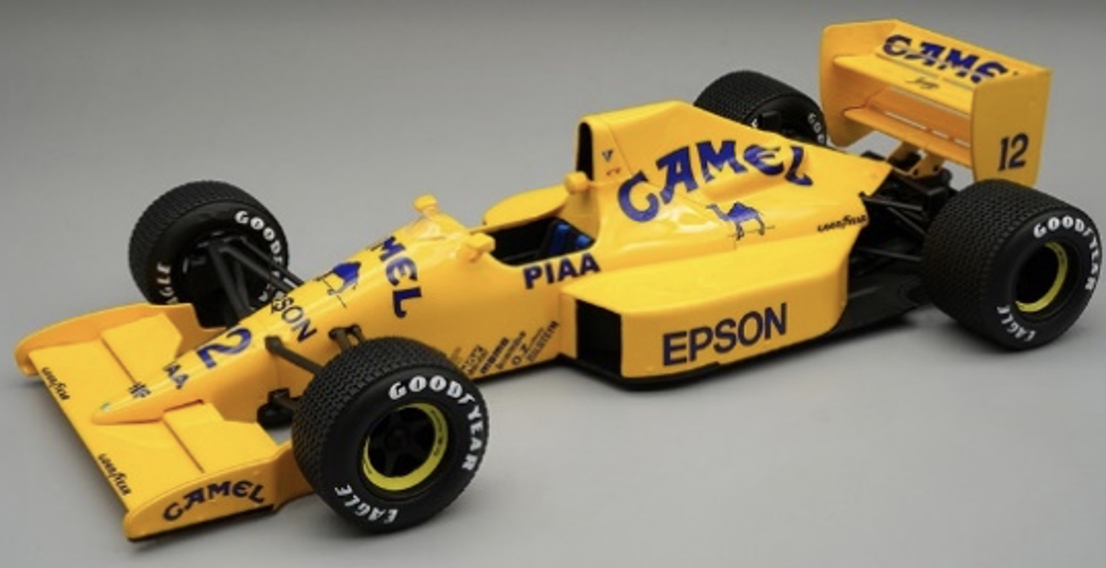 [予約] テクノモデル 1/18 ロータス 101 オーストラリアGP 1989 中嶋悟(レインタイヤ)　TM18-350C