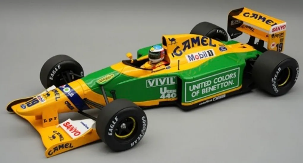 美品　未使用　1/18 ベネトンB191B 1992 M.ブランドルシューマッハ 美品 未使用 1/18 ベネトンB191B 1992 M.ブランドルシューマッハ