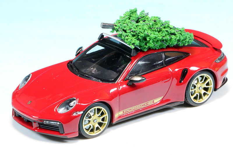 ポルシェ特注ミニチャンプス 1/43 ポルシェ 992 ターボ S  クリスマスエディション　WAP0208100NTBS