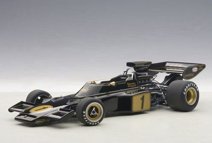 オートアート 1/18 ロータス 72E 1973 E.フィッティパルディ　87327
