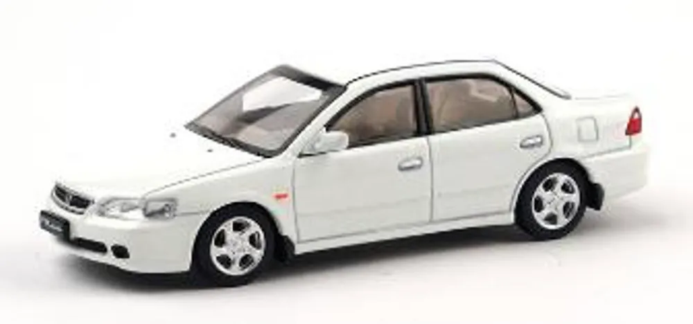 [予約] Xカートイズ 1/64 ホンダ アコード 第6世代 ホワイト　Y70-05
