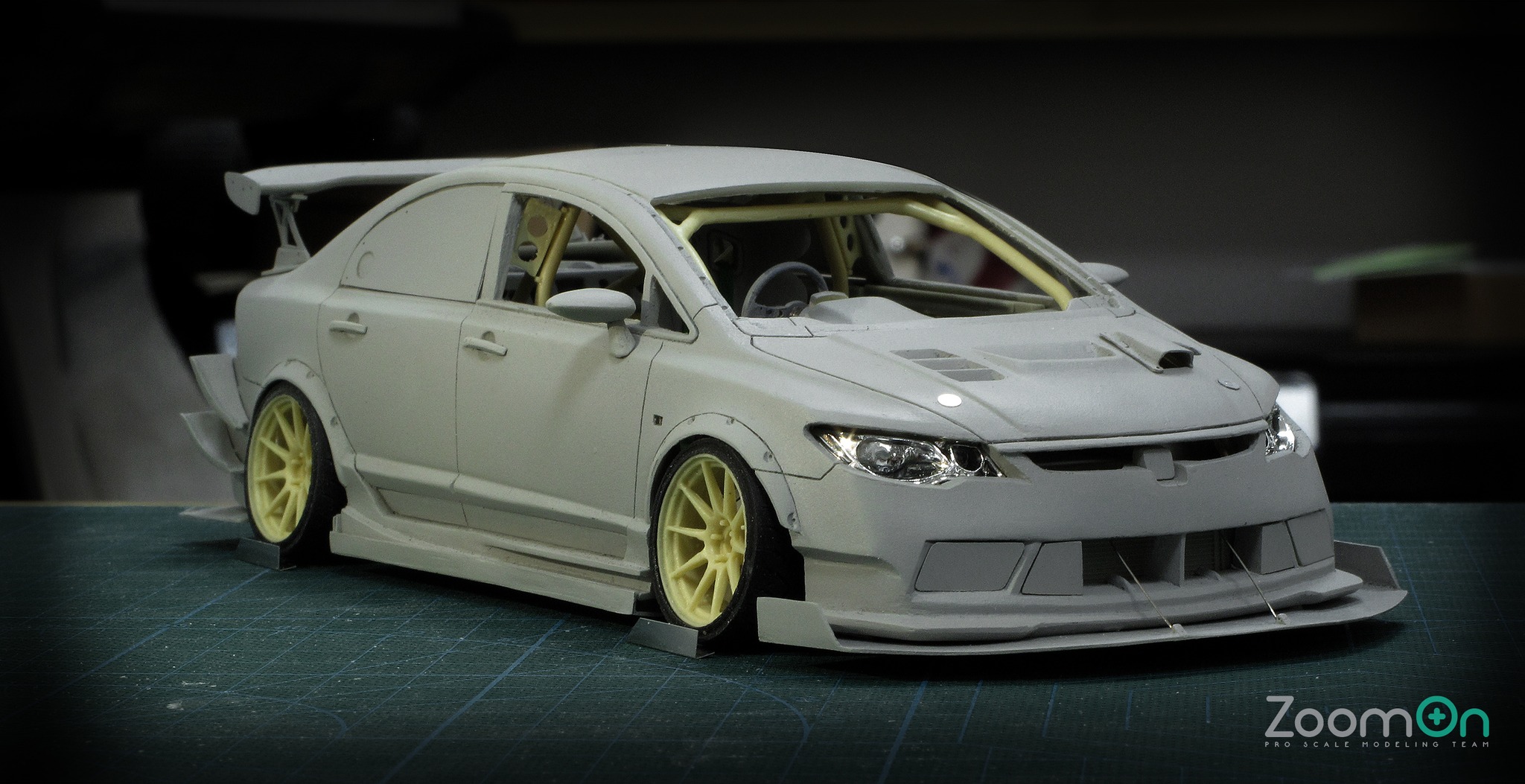 じ*)様 フジミ 1/24 シビックTypeR カスタム完成品 フジミ模型より、プラモデル「1/24 スプーン シビック タイプR