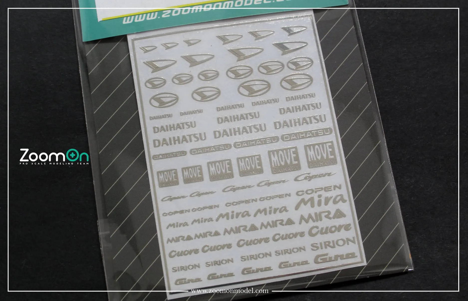 Zoom On 1/24 1/43 1/64 ダイハツ メタルインレットマーク　ZD141　