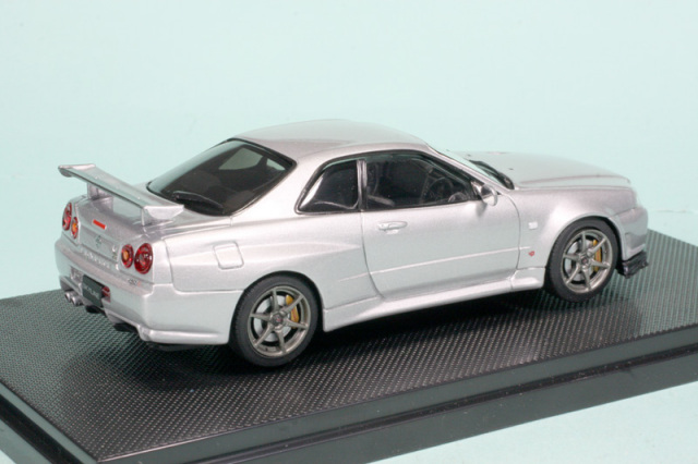 エブロ 1/43 ニッサン スカイライン GT-R R34 Vスペック2