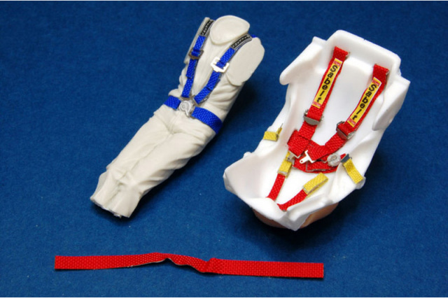 Mfh P0971 モデルファクトリーヒロ 1 フレキシブル シートベルトセット 赤 2セット入 ミニカーショップ ロム