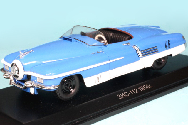 トミーテック × イグニッションモデル 1/43 ダットサン ブルーバード