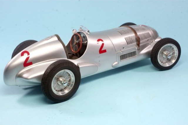 値下げしました。CMC 1／18 ベンツミレッレミリア　M055 楽天市場】CMC 1/18 メルセデスベンツ SSKL #87 ミッレミリア