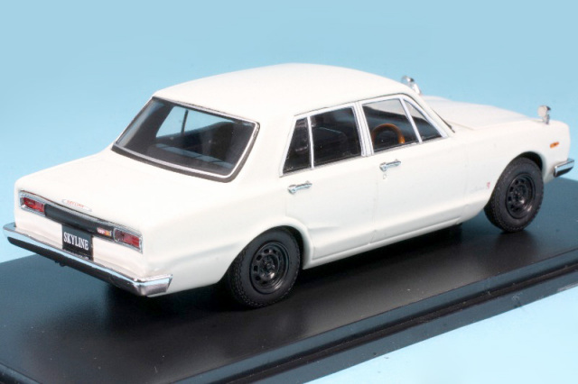 京商 1/43 ニッサン スカイライン 2000 GT-R 1969 PGC10 ホワイト