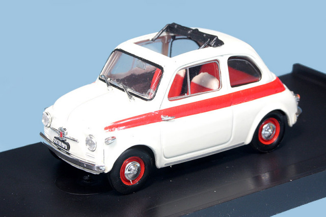【500個限定】BRUMM製 1/43 FIAT　600D　1960　カタログ付 Amazon | ブルム 1/43 フィアット 500 ジャルディニエラ 1960