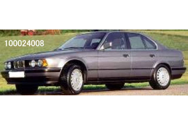 Minichamps 1:18 BMW 535i (E34) 建設年 1988 ライトブルー