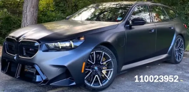 [予約] ミニチャンプス 1/18 BMW M5 ツーリング パフォーマンス パーツ 2024 グレーメタリック （開閉機構付き）　110023952
