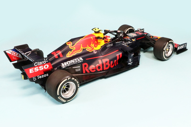 MINICHAMPS 1/18 レッドブル レーシング RB16B 2021 Amazon.com: Minichamps - Red RB16B Honda - Winner Mexico GP