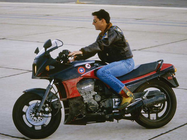 模型・プラモデル アオシマ 1/12 カワサキGPZ900R トップガン仕様製作