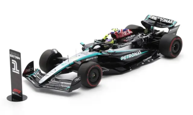 スパーク 1/12 メルセデス AMG W15 イギリスGP 2024 L.ハミルトン ウィナー　12S050